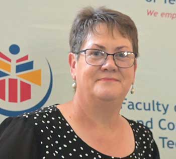 Dr Carla Coetzee