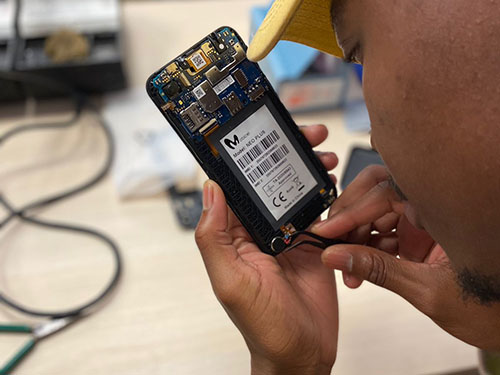 Electronics repair programme empowers youth and women