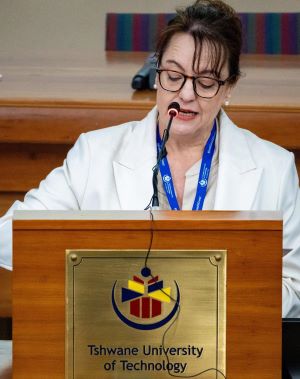 Learning from the best1