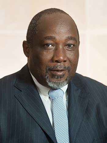 Dr Kenneth Netshiombo